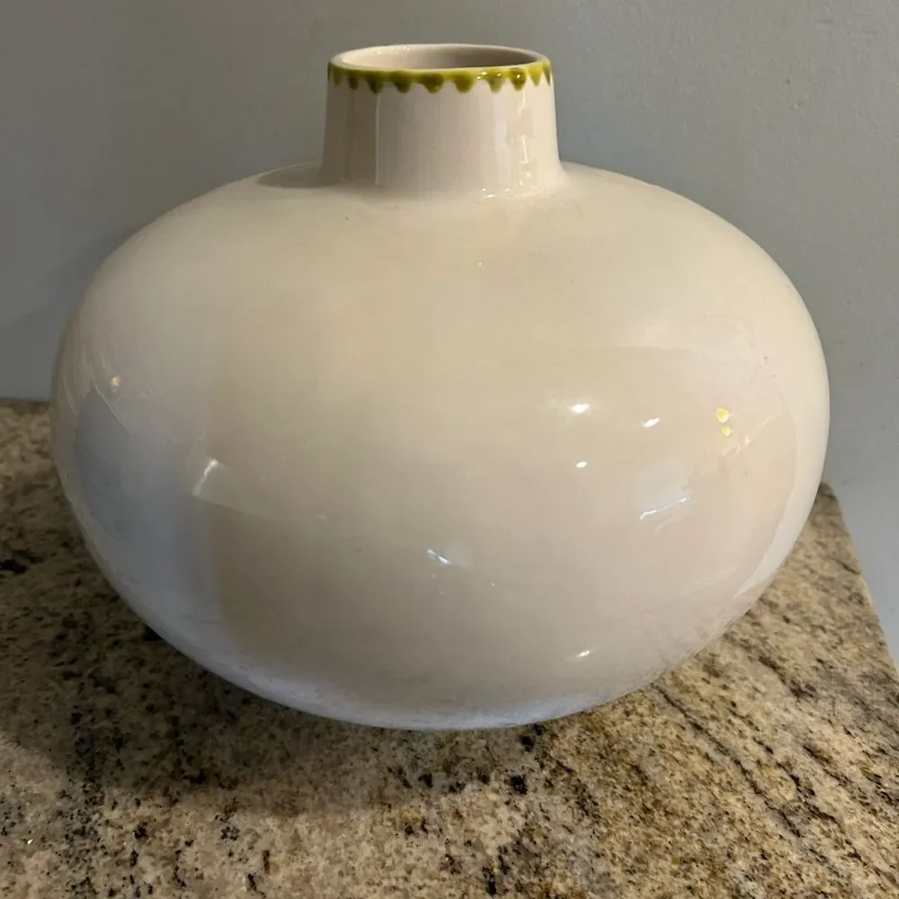 West Elm Vase Black Peruvian Bird Art Modern 10” wide
